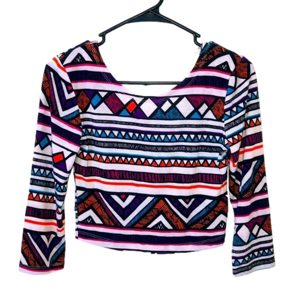 I’M IN LOVE WITH DEREK Cropped Abstract Long Sleeve Shirt